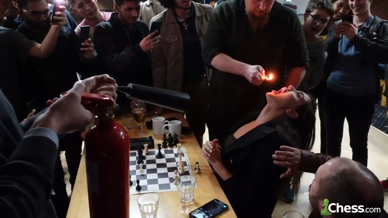 Welcome to London! Alexandra Botez, flaming sambucas and the fire extinguisher!